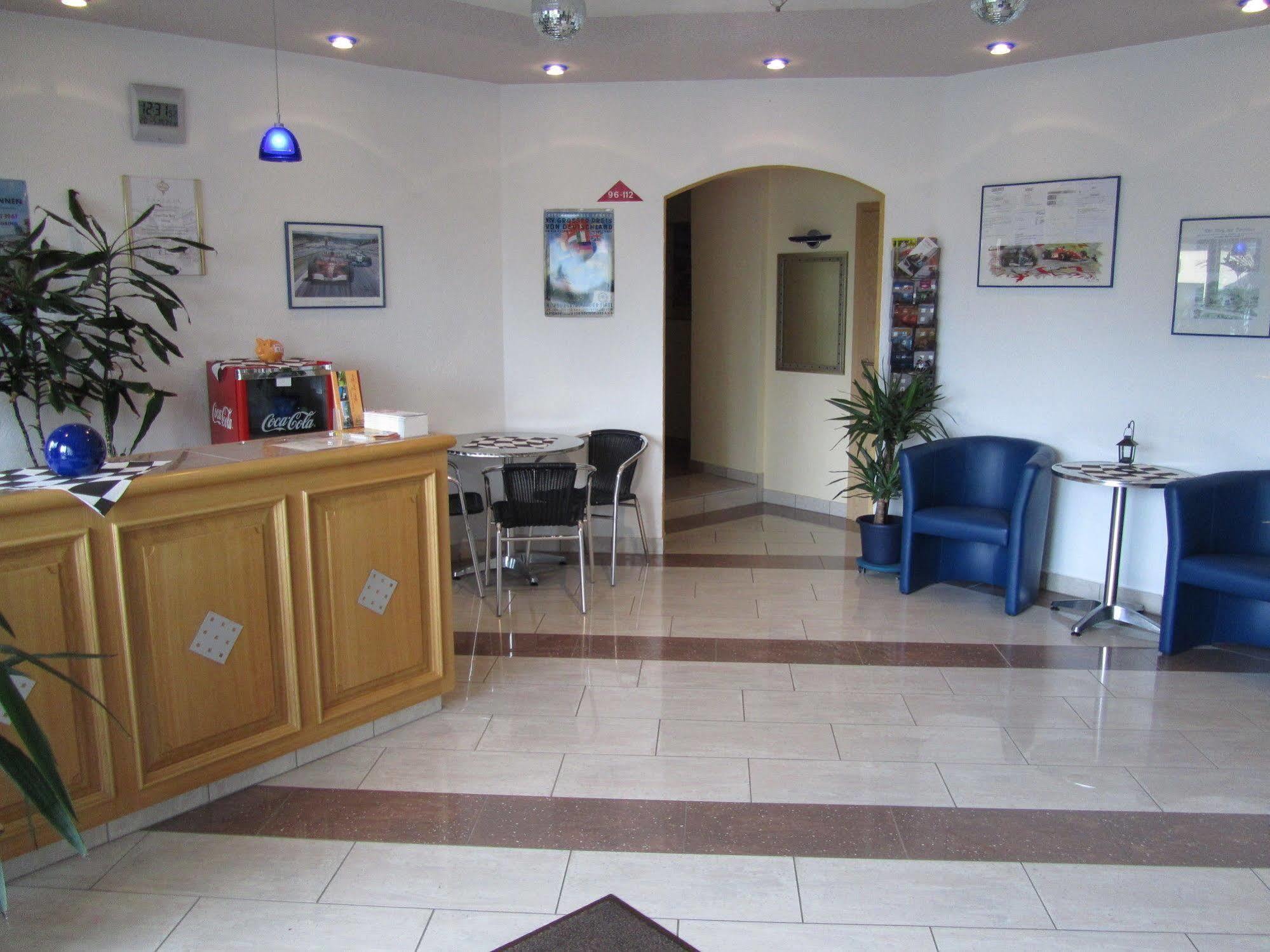 Hotel Zur Burg Nuerburg المظهر الخارجي الصورة