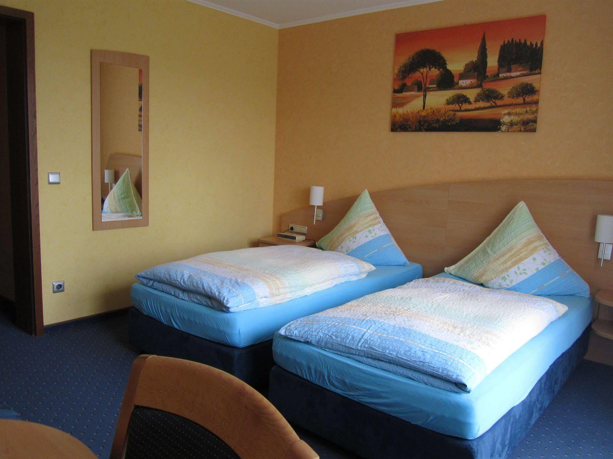 Hotel Zur Burg Nuerburg المظهر الخارجي الصورة